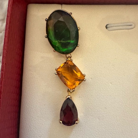 Korite 3 stone 18k gold plated earrings (new). - Picture 2 of 6